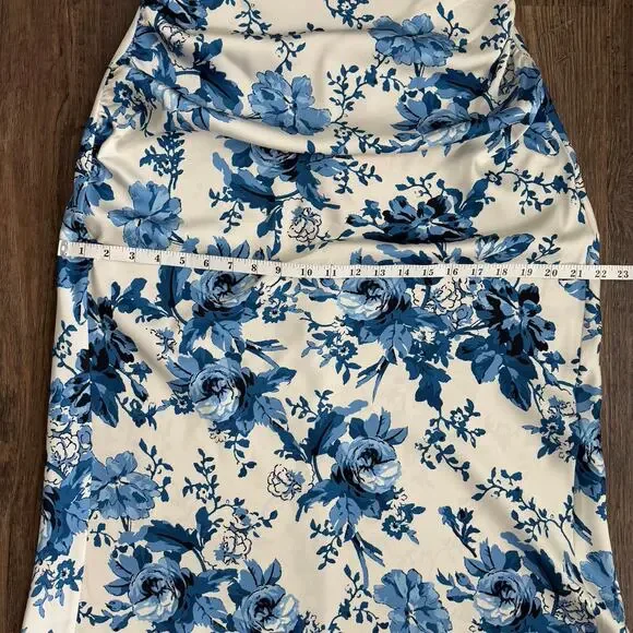 NEW BHLDN Mariella High-Neck Satin Maxi Dress in Blue Floral Size 12 - Picture 11 of 12